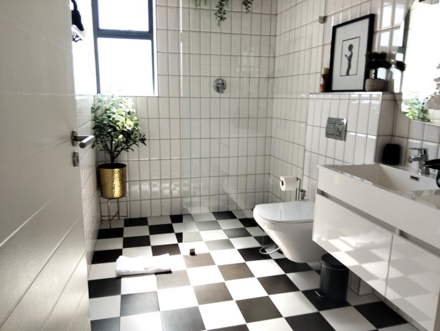 To Let 3 Bedroom Property for Rent in Sandown Western Cape